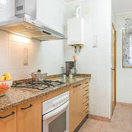 Sleeps 7 * Lloret de Mar