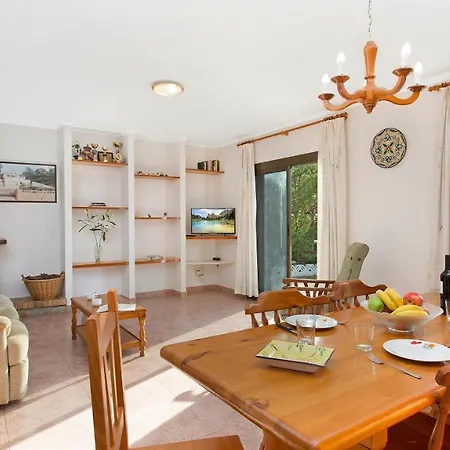 Sleeps 7 Lloret de Mar